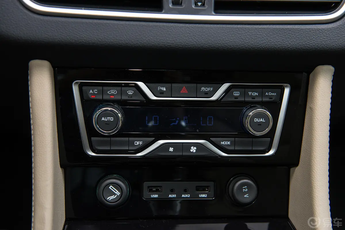 众泰T600 Coupe1.5T 手自一体 尊贵版空调