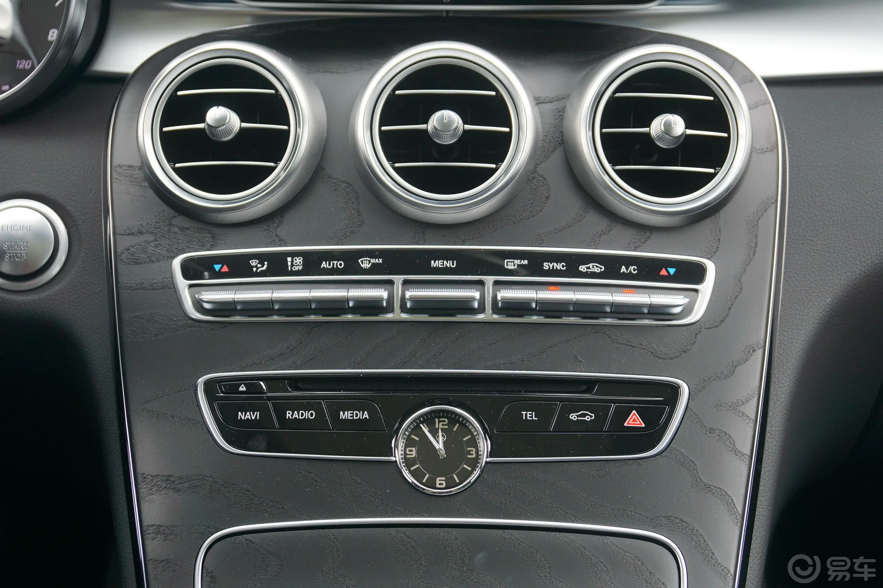 奔驰C级(进口)改款 C 200 4MATIC 旅行轿车空调