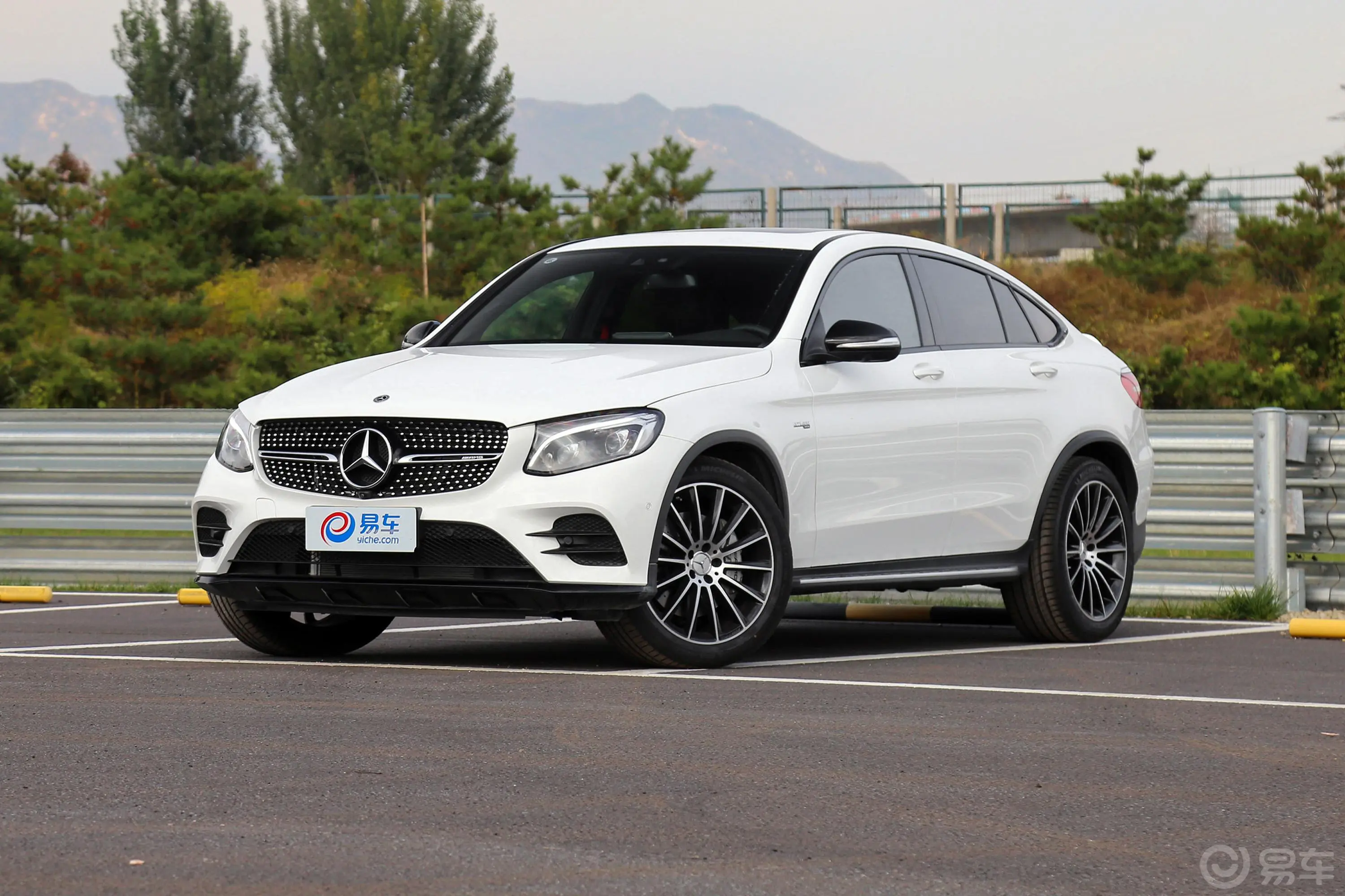 奔驰GLC轿跑 AMGGLC 43 4MATIC 轿跑SUV外观