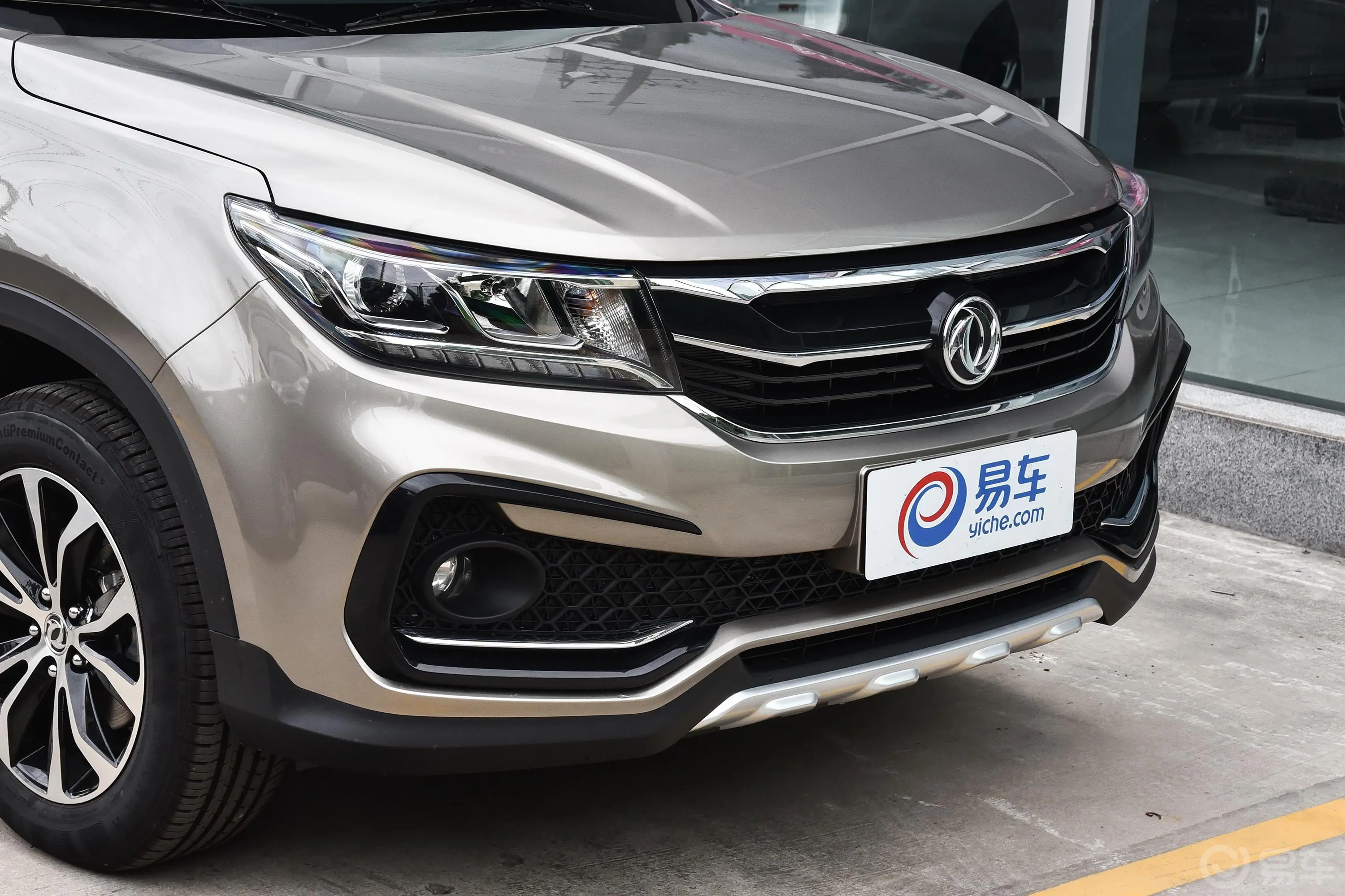 景逸X5乐享系列 1.6L CVT 豪华版外观