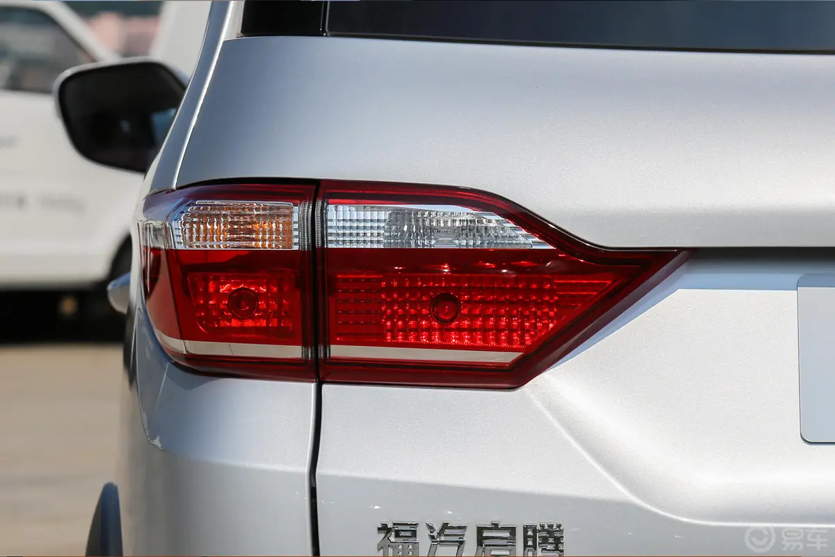 启腾V601.5L 手动 舒适版外观