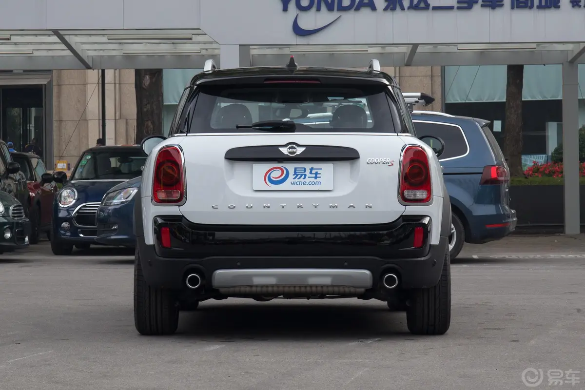 MINI COUNTRYMAN2.0T COOPER S ALL4 探险家正后水平