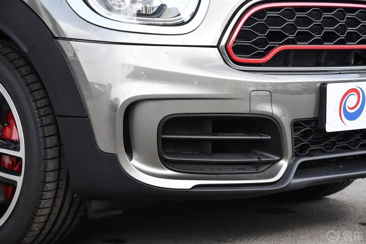 MINI JCW COUNTRYMAN2.0T 旅行家外观