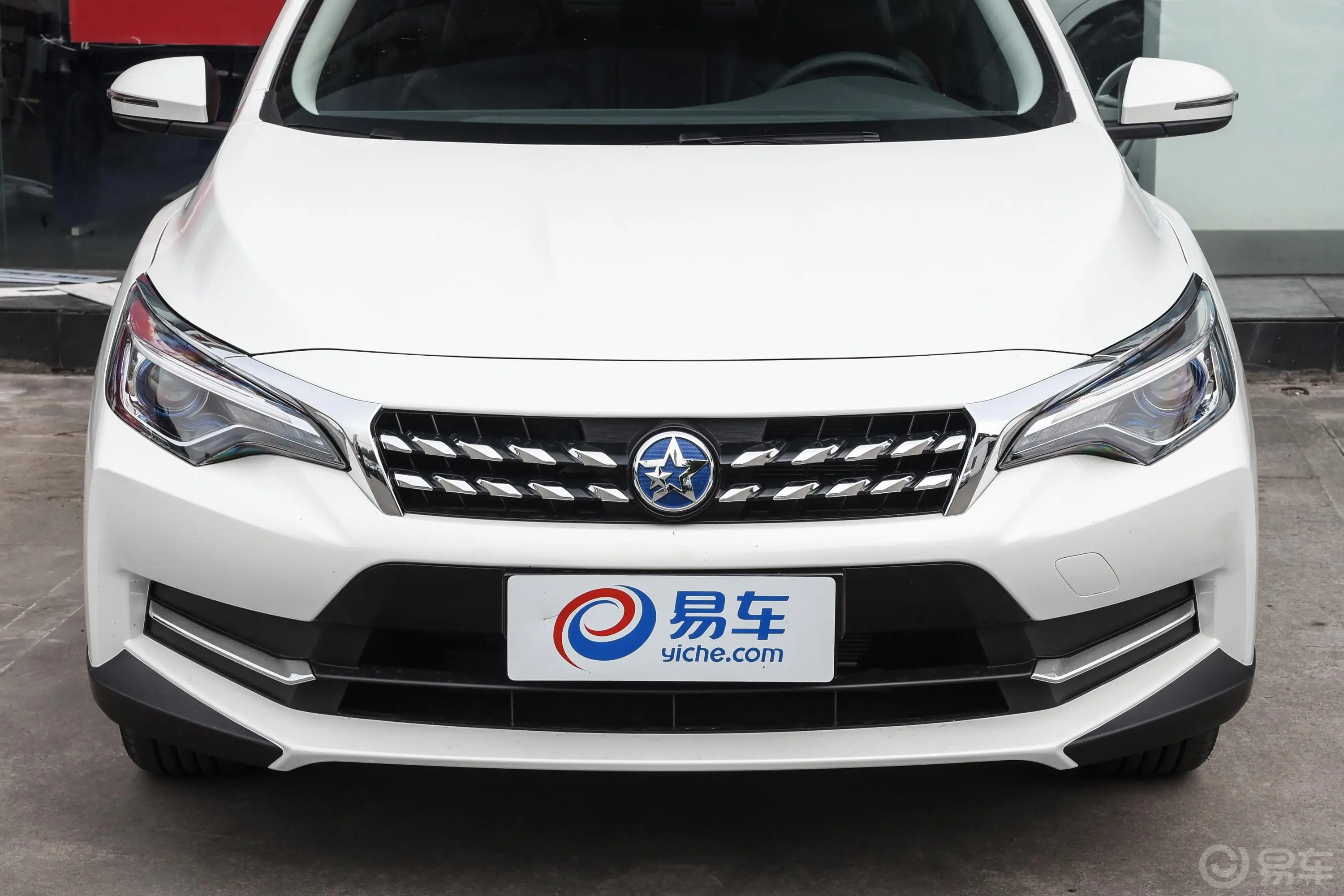 启辰D601.6L CVT 智联豪华版外观