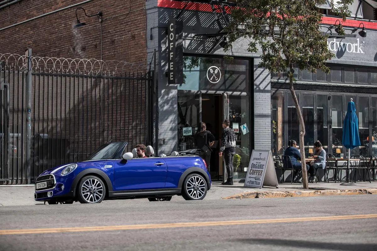 MINI CABRIO