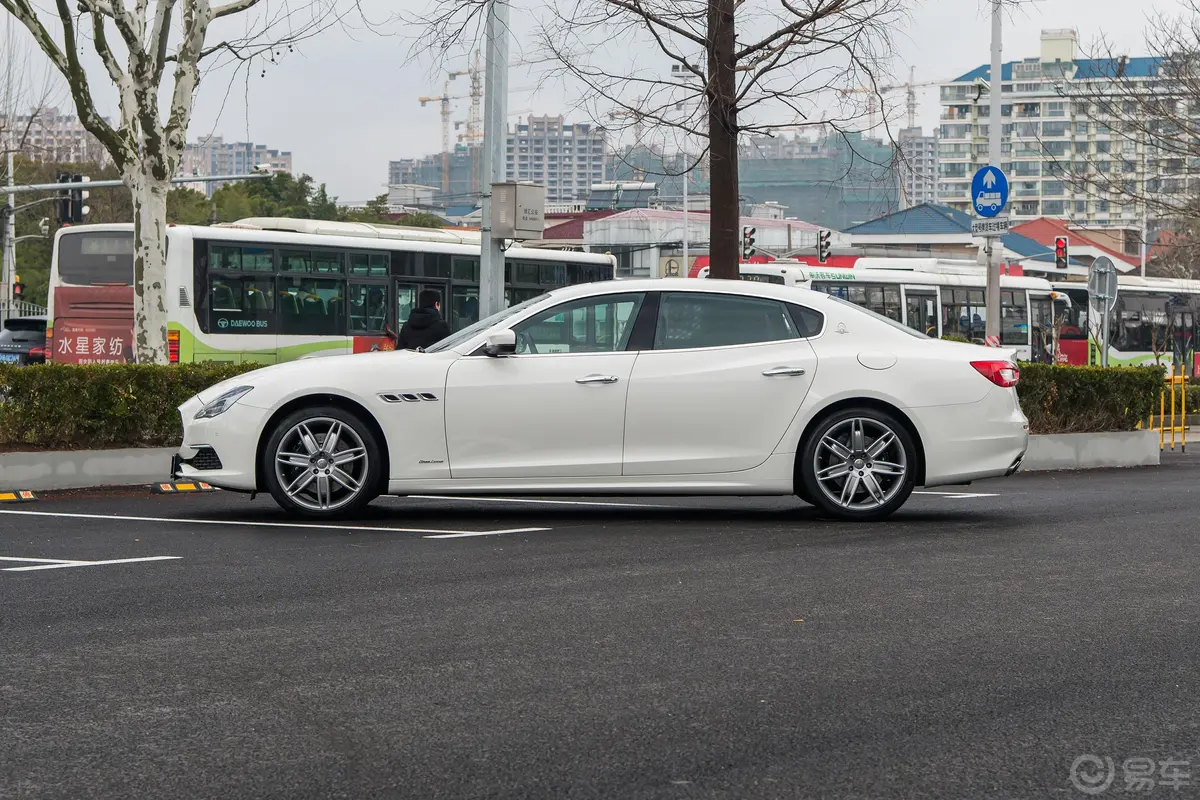 Quattroporte430Hp 豪华版外观