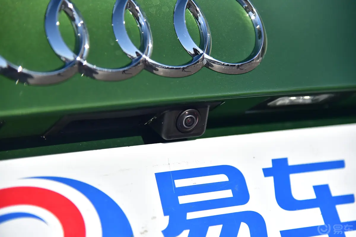 奥迪A740 TFSI quattro 技术版外观