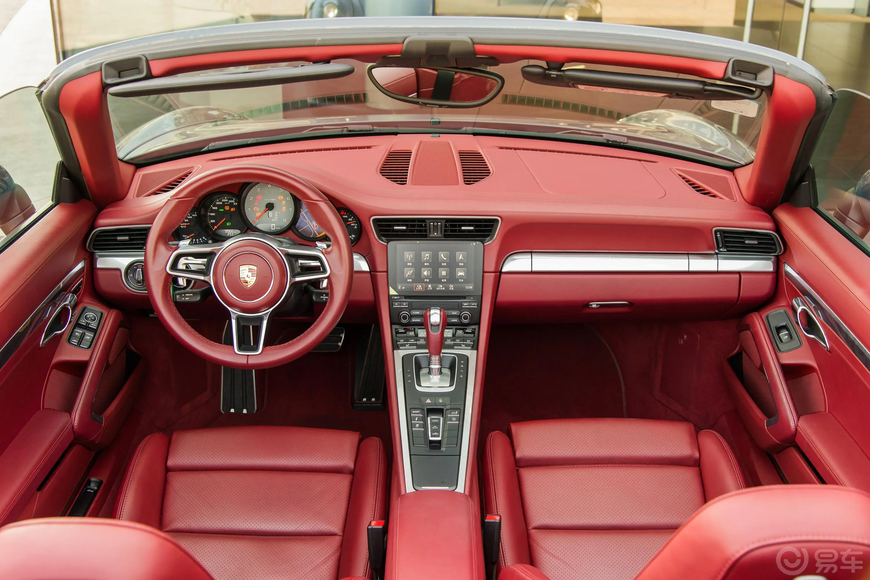 保时捷911Carrera S Cabriolet 3.0T内饰全景正拍