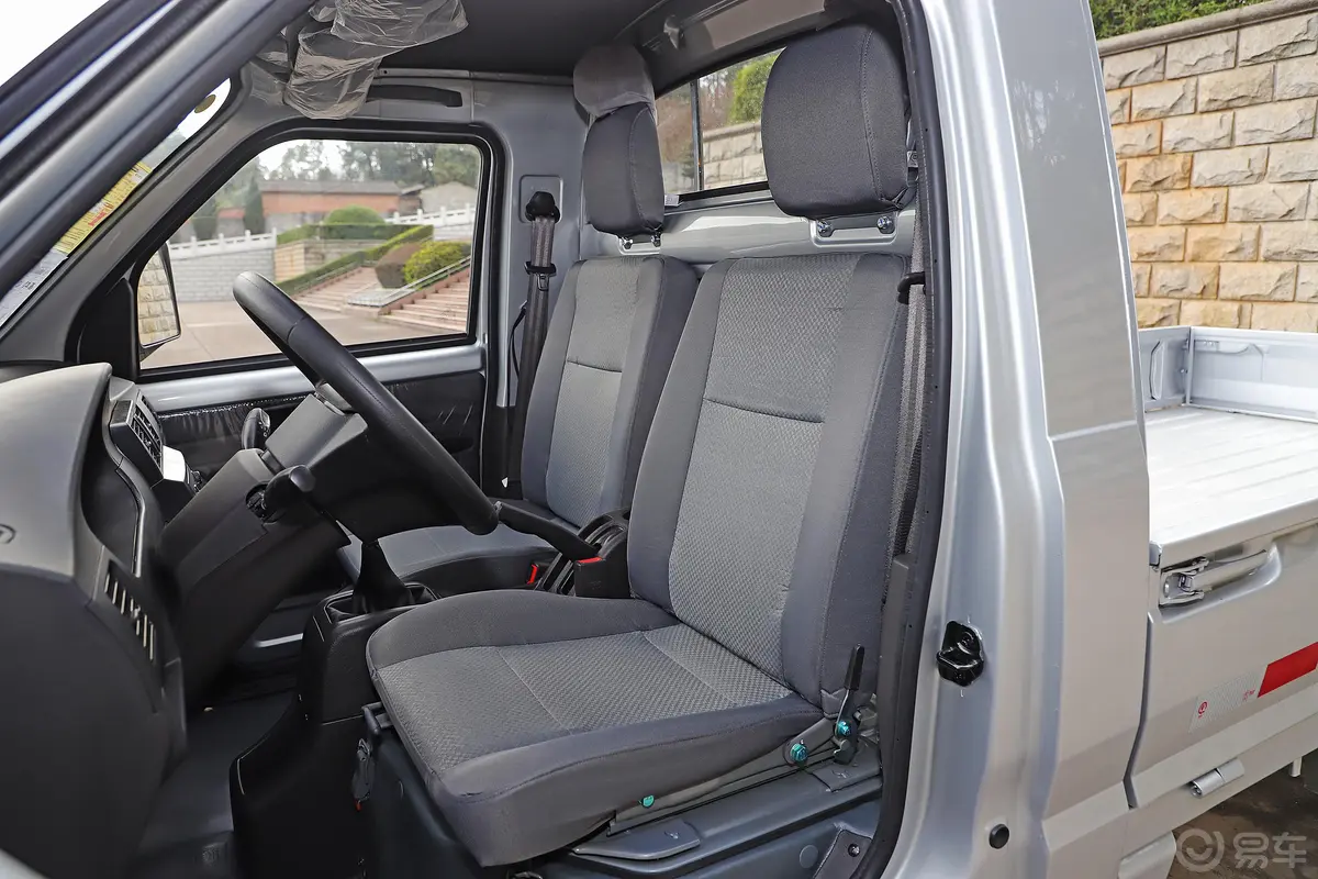 五菱荣光小卡1.2L 手动 基本型单排 国V驾驶员座椅
