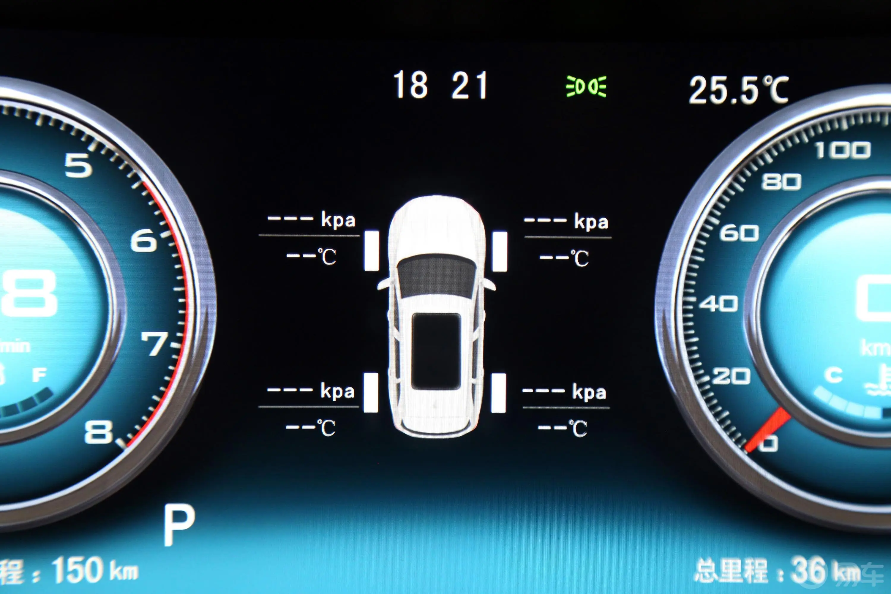 众泰T5001.5T 手自一体 智能互联尊贵版内饰