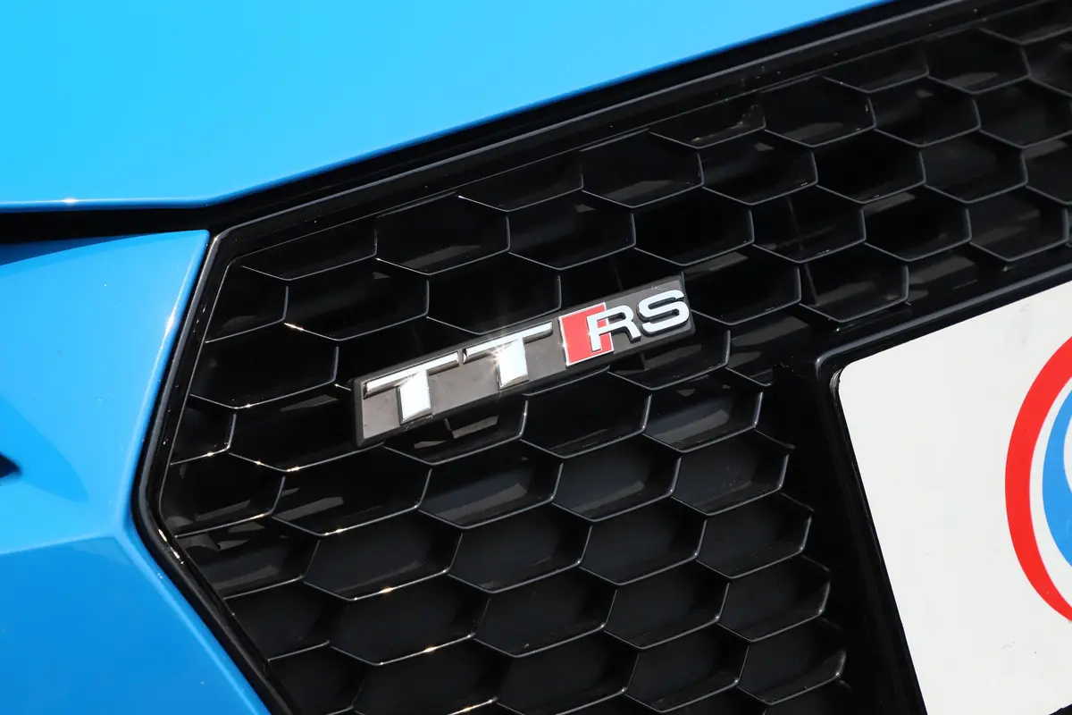 奥迪TT RS2.5T Coupe外观