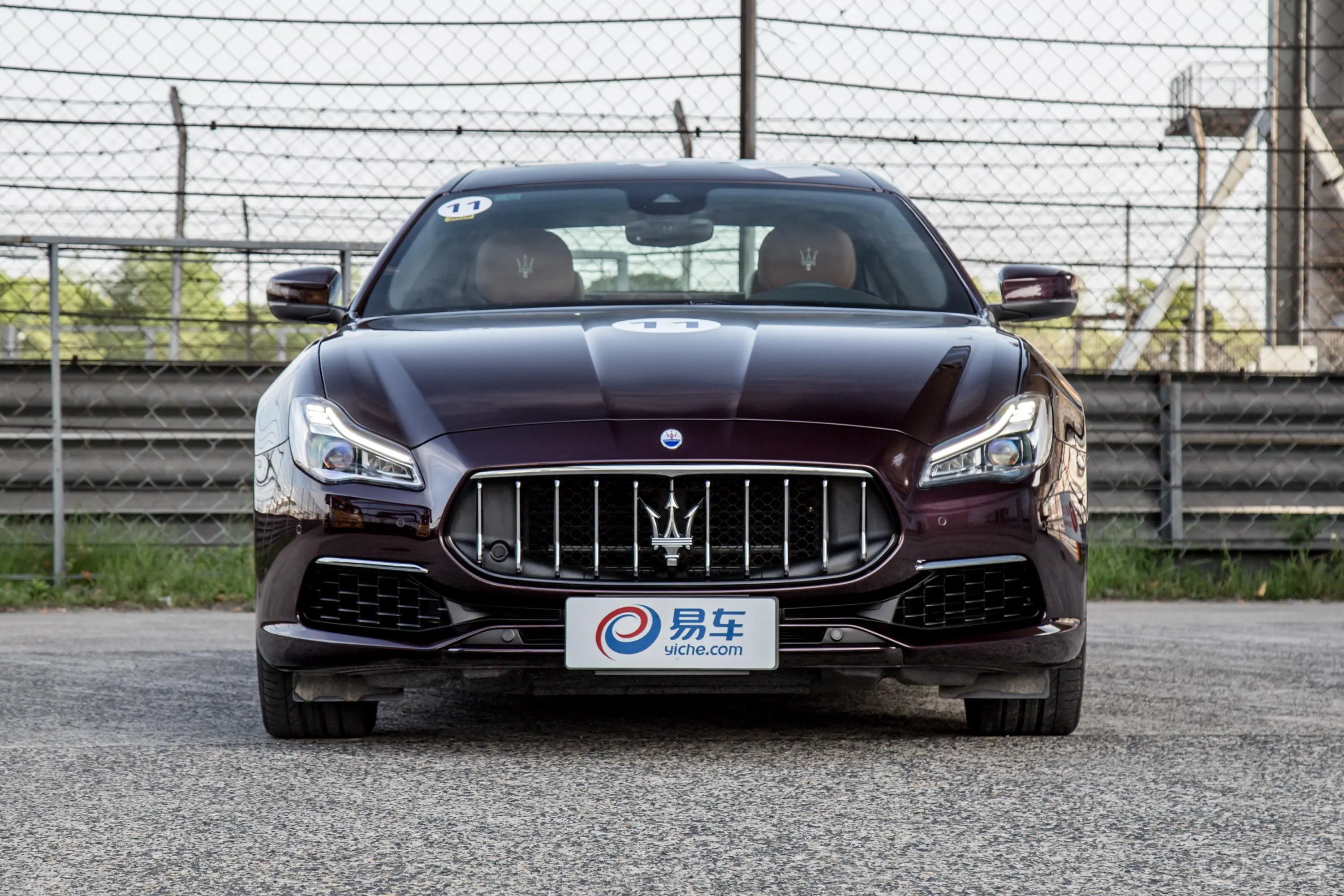 Quattroporte430Hp 豪华版正前水平