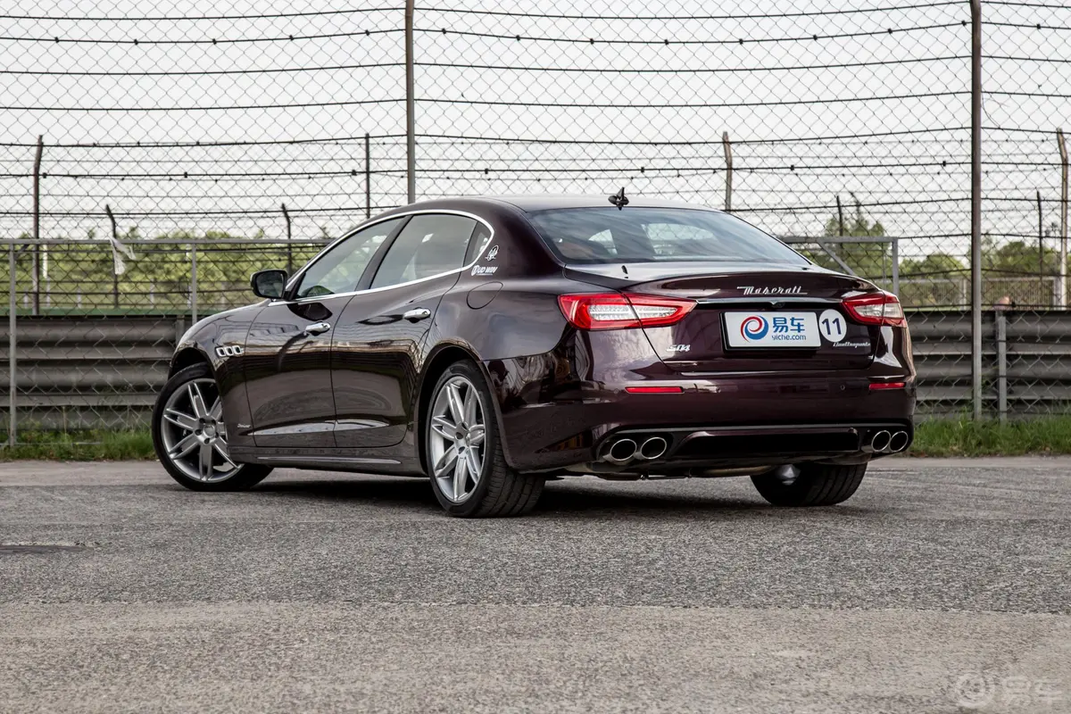 Quattroporte430Hp 豪华版侧后45度车头向左水平