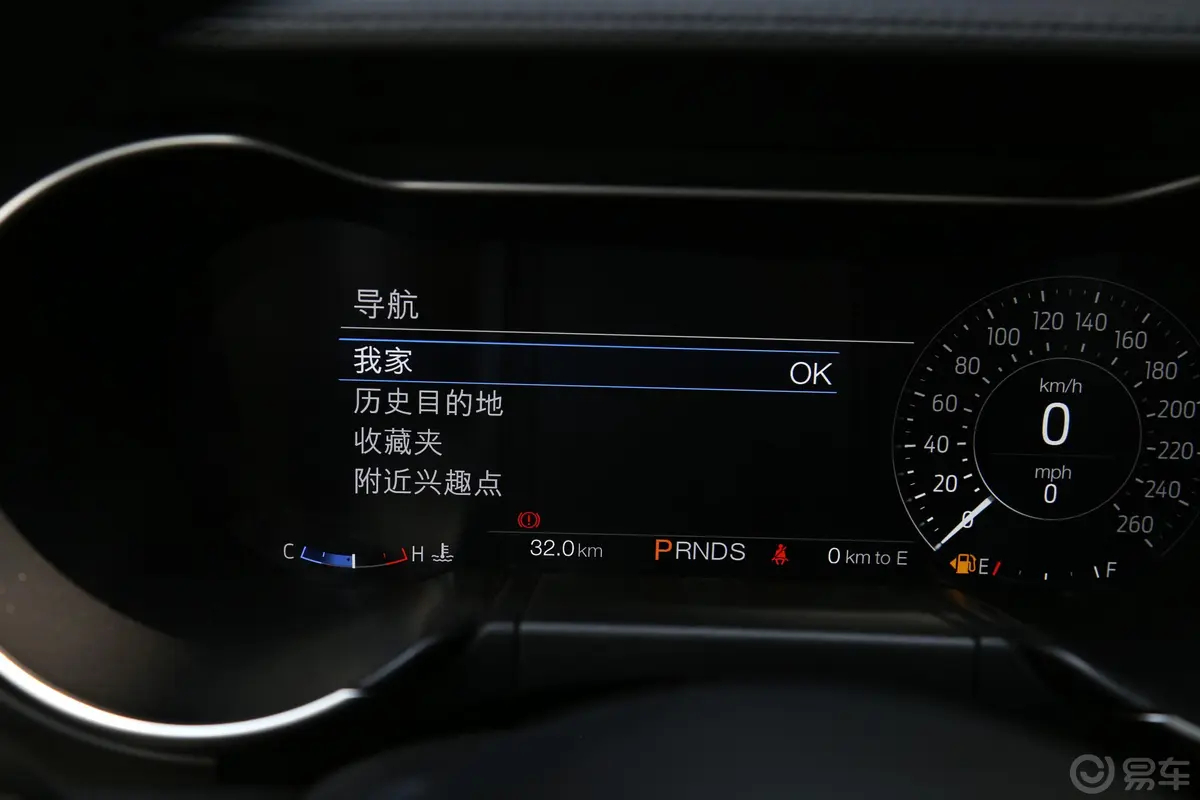 Mustang2.3L 标准版内饰