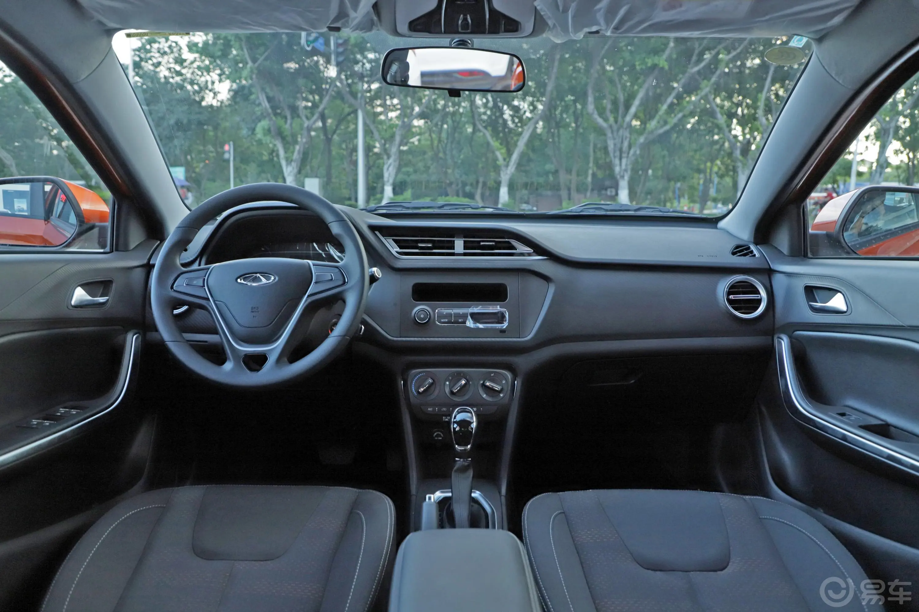 瑞虎3x1.5L 自动 舒适版副驾驶员车门