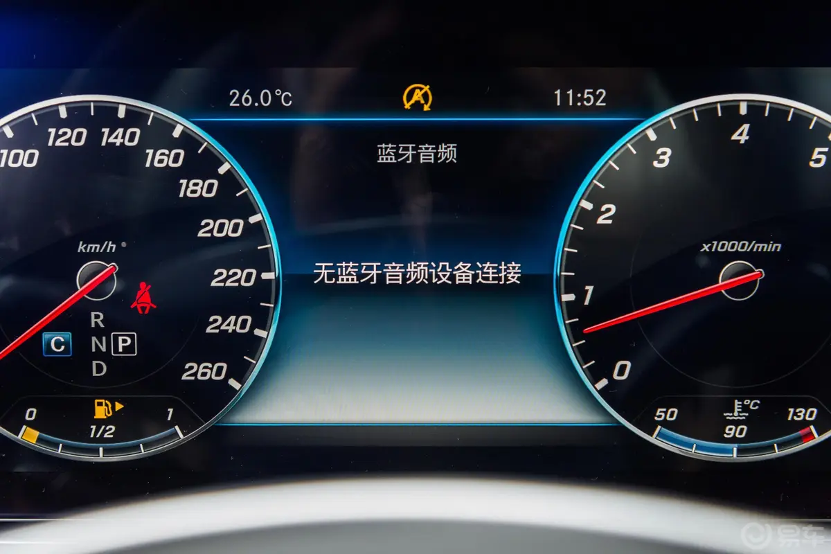 奔驰E级改款 E 320 L 4MATIC 运动轿车内饰