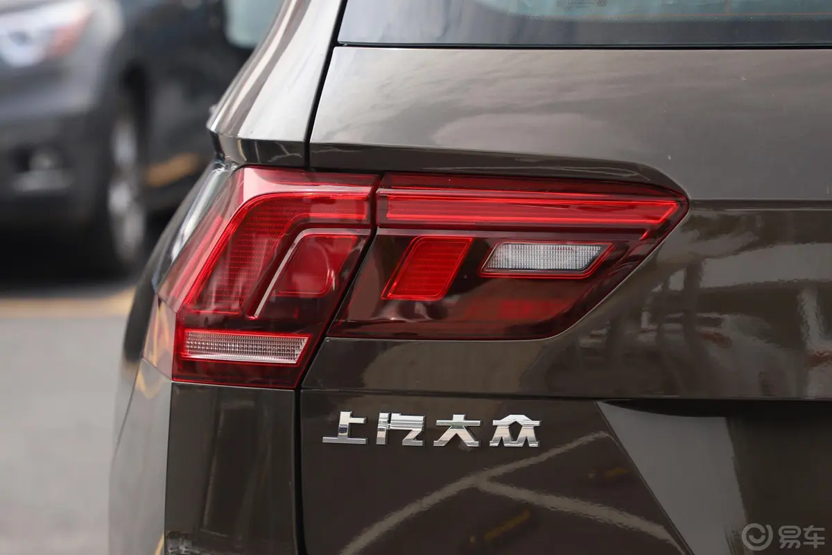 途观L330TSI 双离合 两驱 豪华版外观