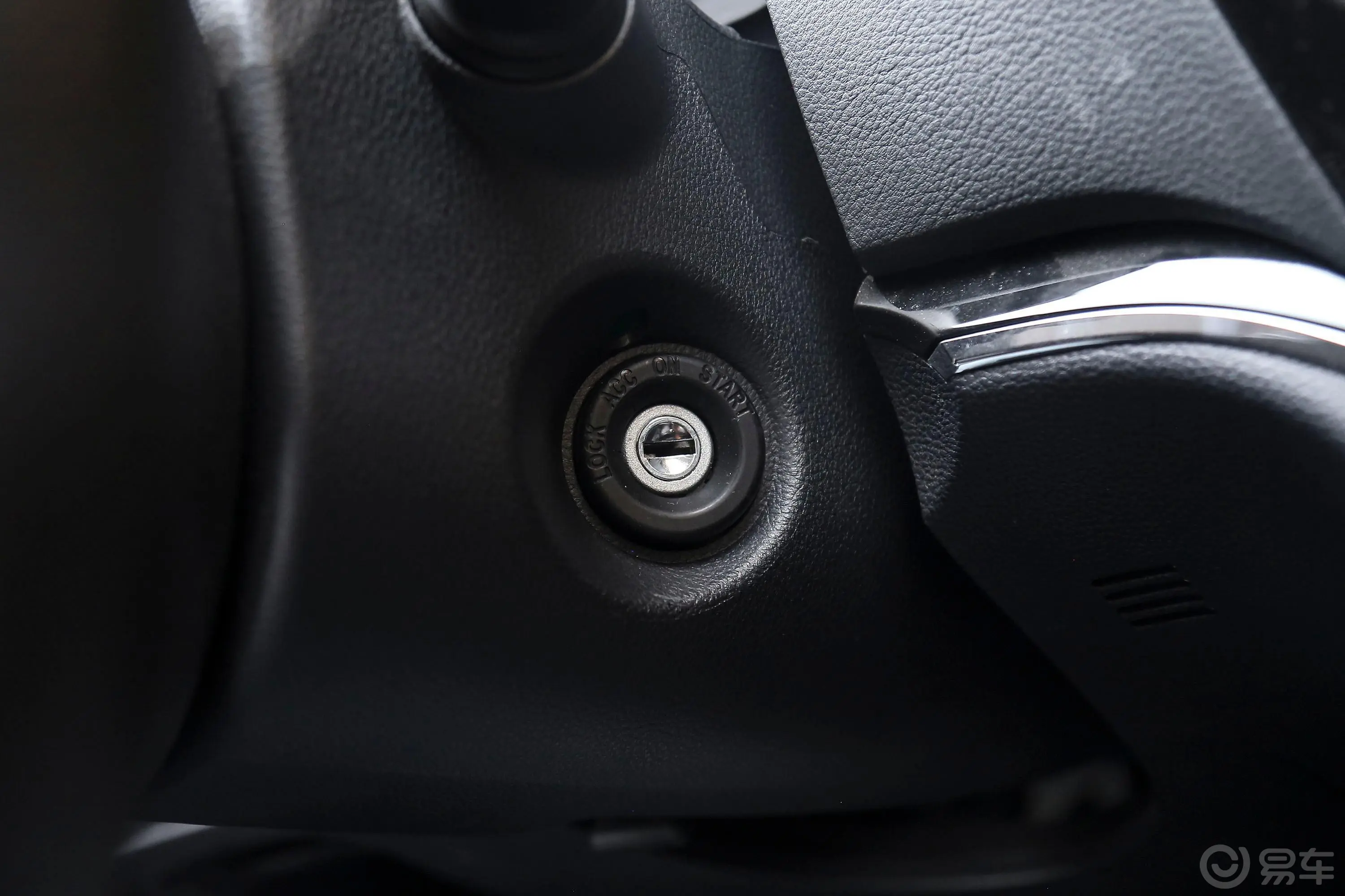 海马S71.8T 手动 领先版钥匙孔或一键启动按键