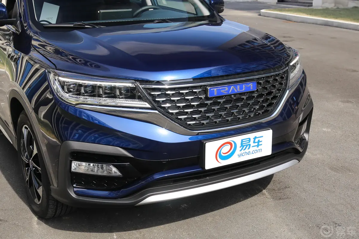 赛克51.5T 手自一体 领智版外观