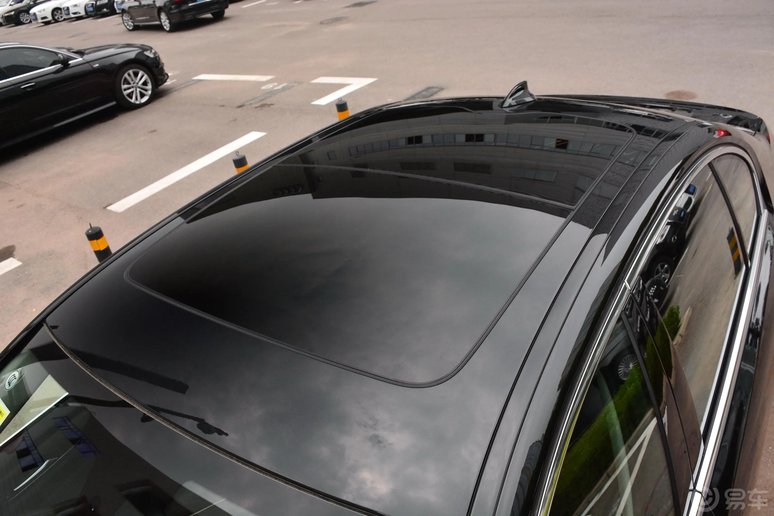宝马5系改款 530Li xDrive 豪华套装天窗