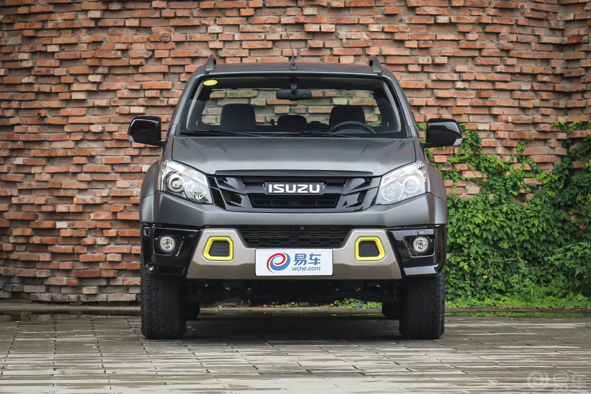 D-MAX3.0T 手自一体 四驱 X-POWER版 国V正前水平