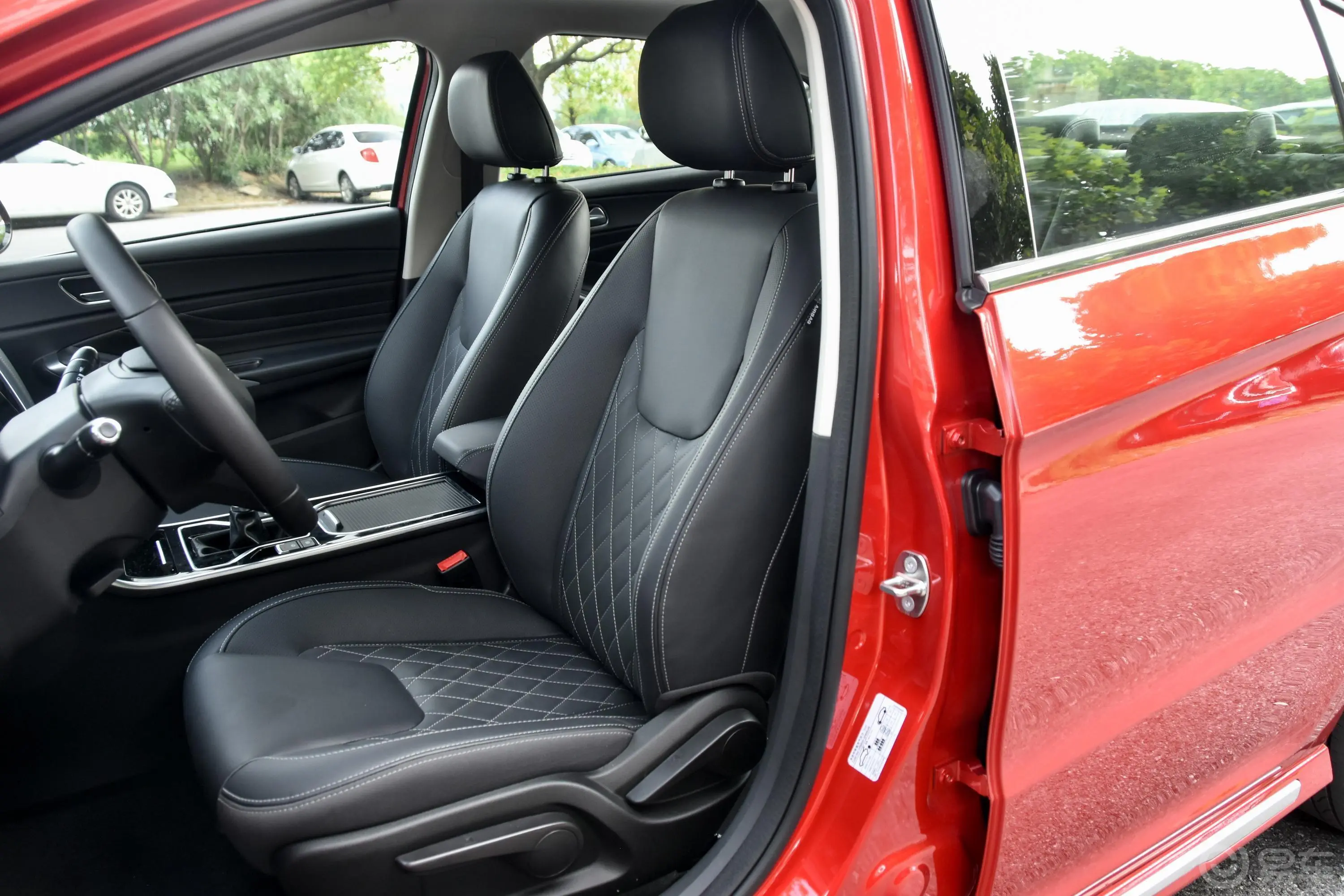 艾瑞泽GX1.5T 手动 型色版 国Ⅴ驾驶员座椅
