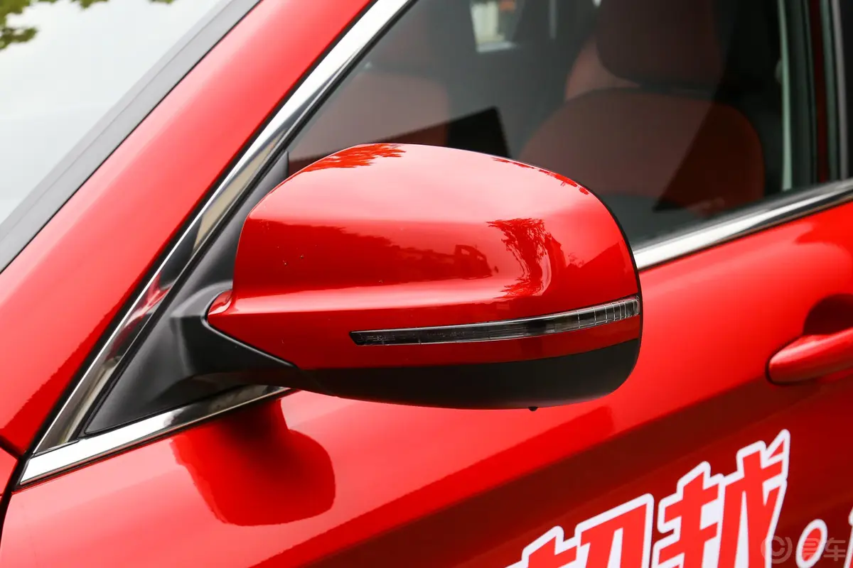哈弗H2红标 创享版 1.5T 双离合 智尚版主驾驶后视镜背面
