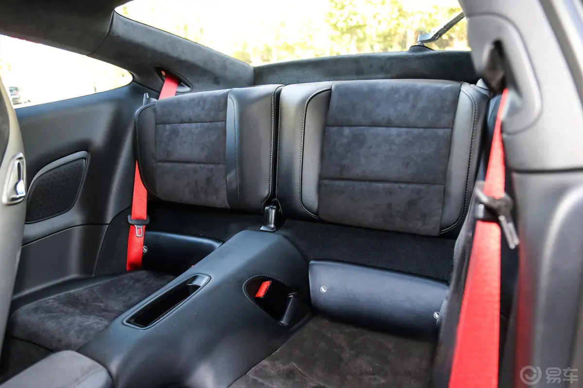 保时捷911Carrera GTS 3.0T后排座椅