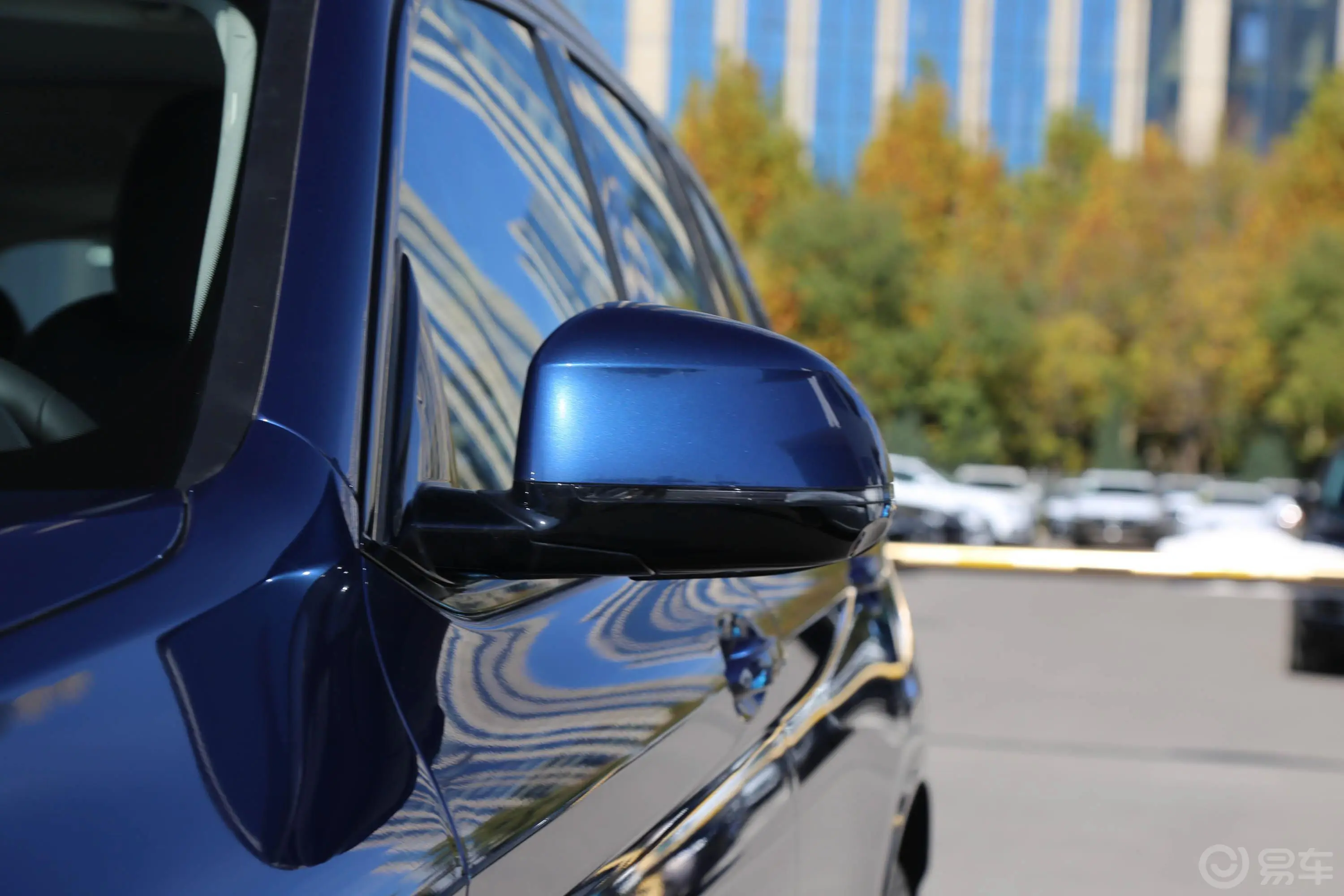 宝马X3xDrive 30i 领先版 M运动套装主驾驶后视镜背面