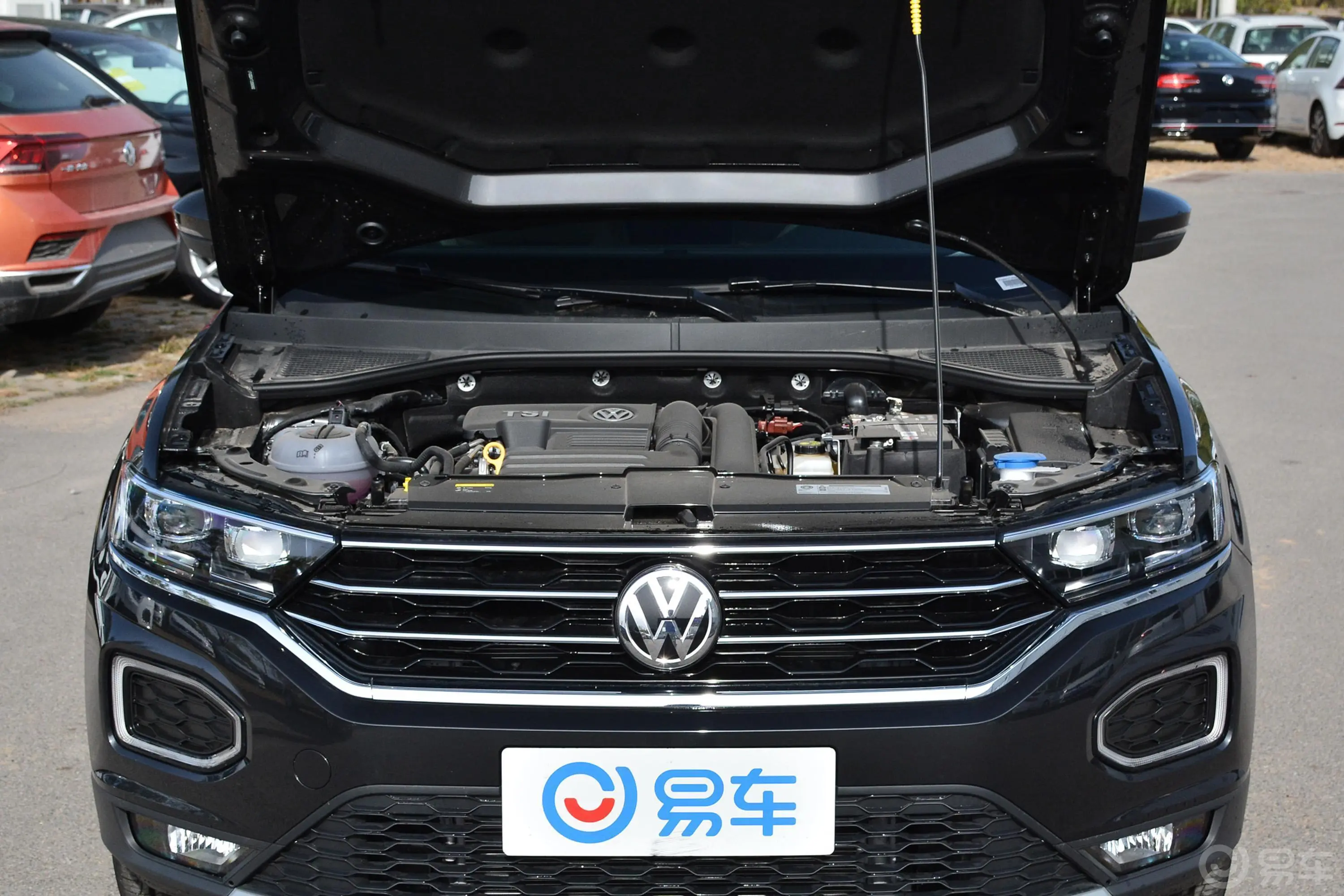 探歌280TSI 双离合 两驱 舒适型 国V发动机舱整体