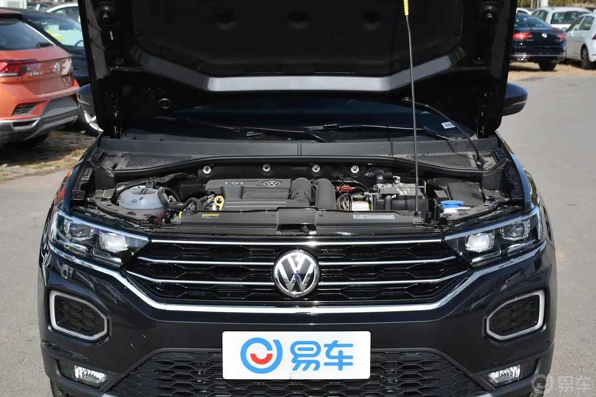 探歌280TSI 双离合 两驱 舒适型 国V发动机舱整体