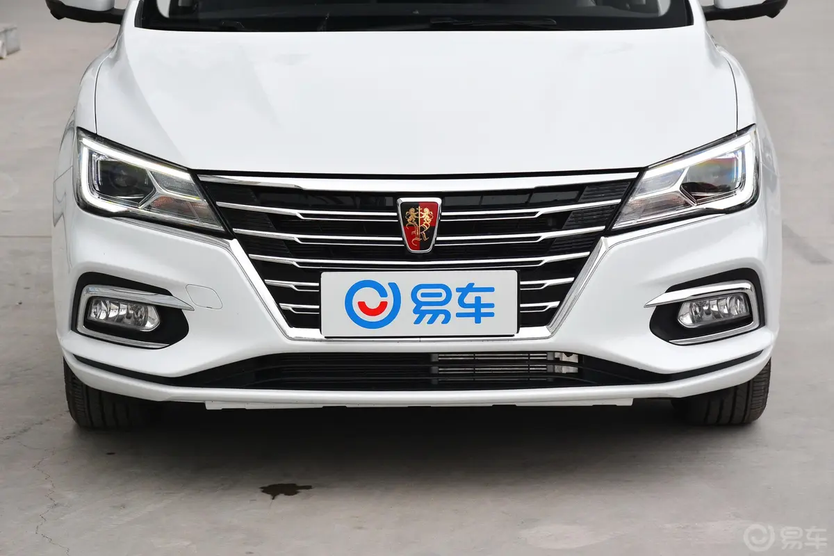 荣威i51.5L CVT 4G互联朗豪版外观