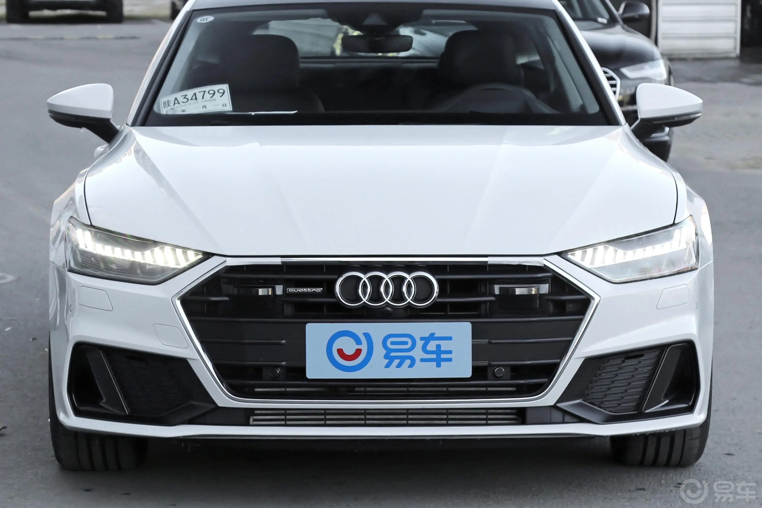 奥迪A755 TFSI quattro 动感版外观