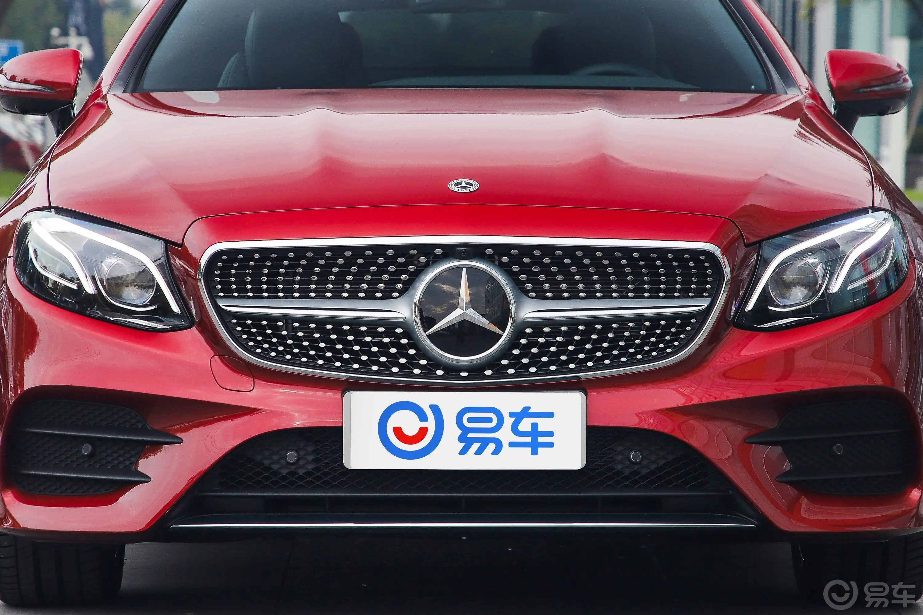 奔驰E级(进口)E 350 4MATIC 轿跑车外观