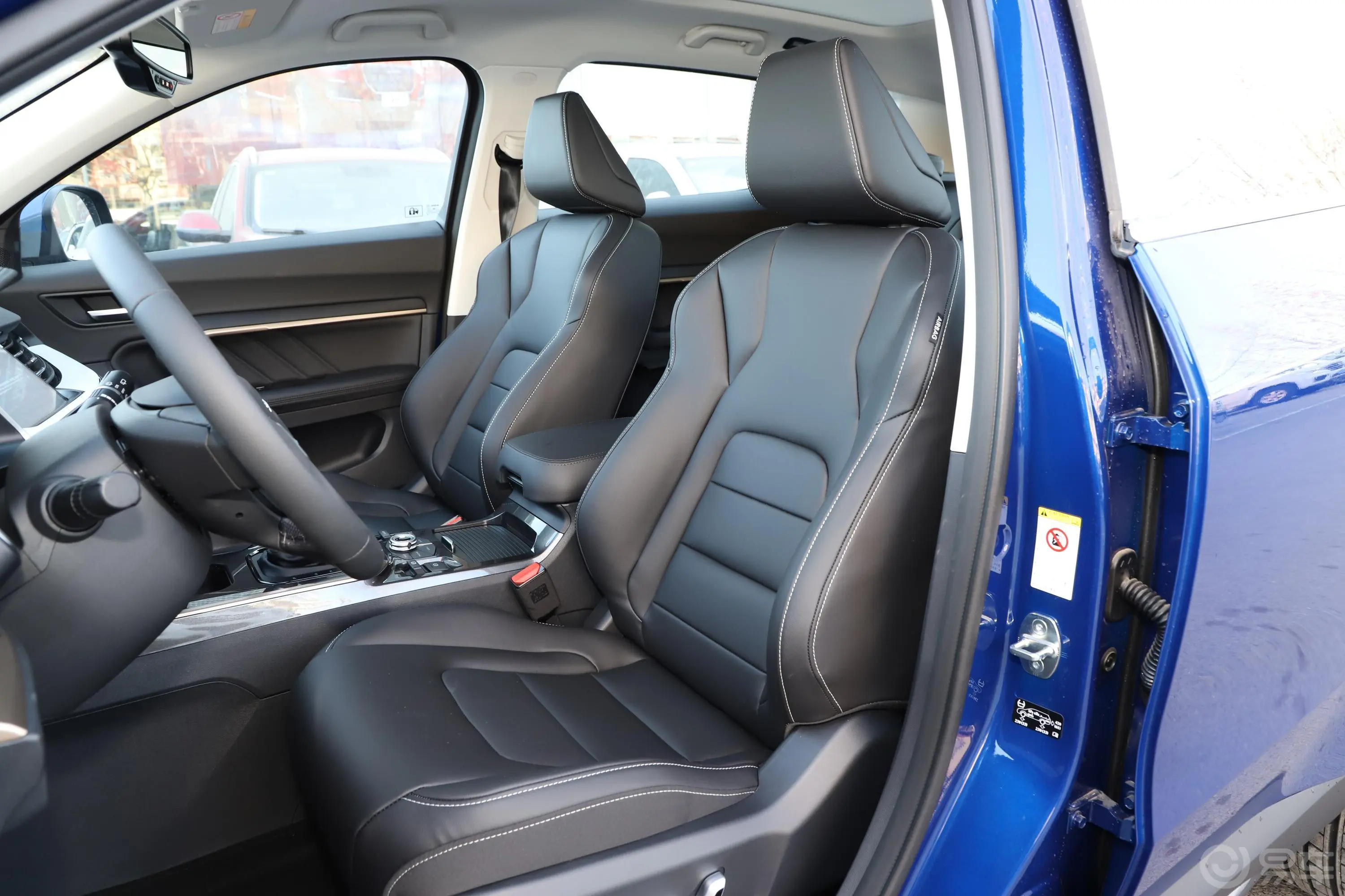 哈弗H6蓝标 1.5GDIT 双离合 超豪智联版驾驶员座椅