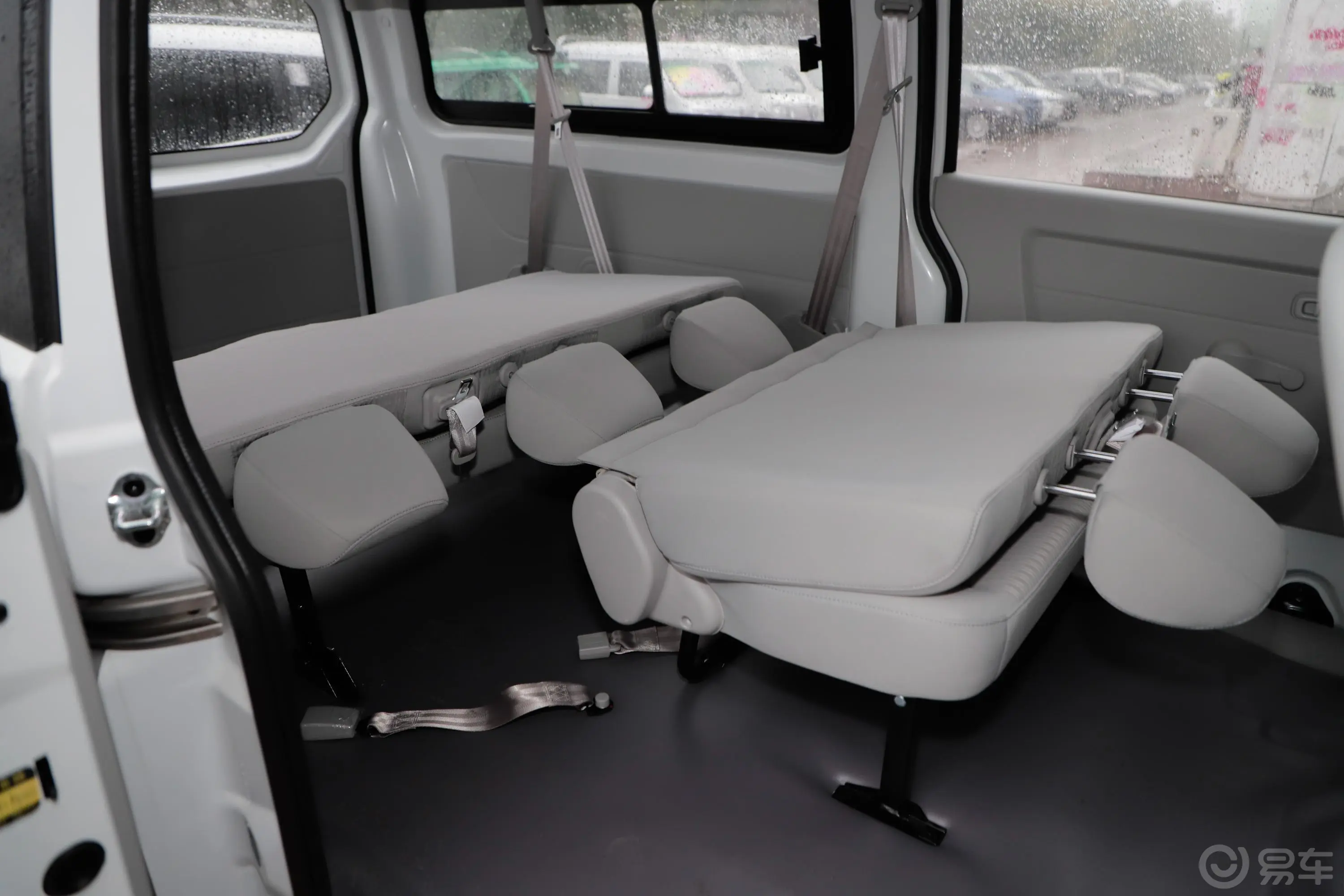 新海狮S客车 1.5L 手动 财富版 国V空间