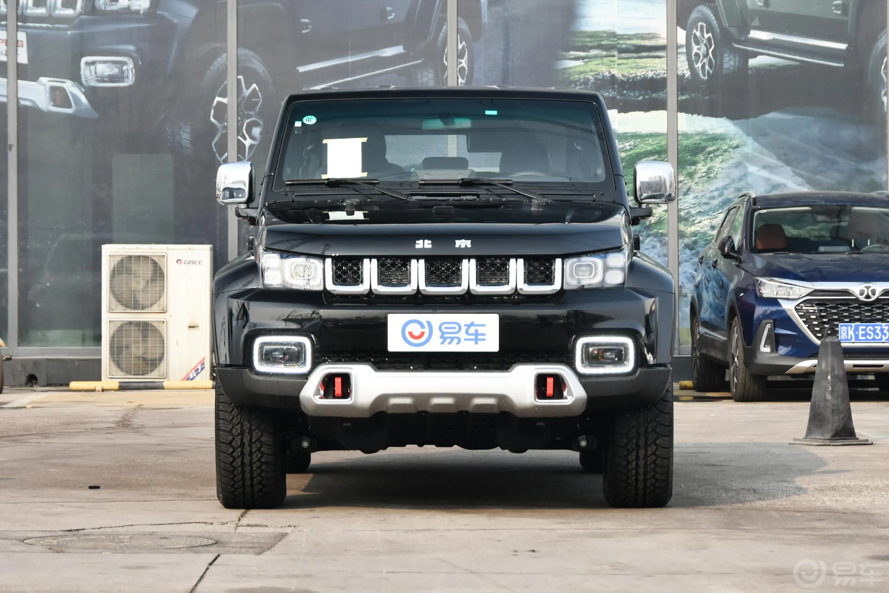 北京BJ40BJ40 PLUS 2.3T 手自一体 四驱 尊享版 国V外观