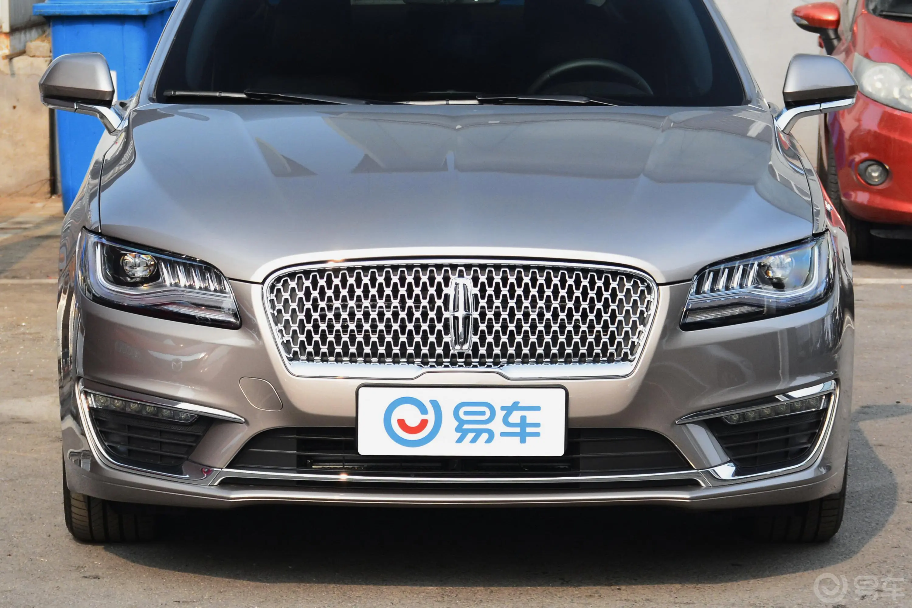 林肯MKZ2.0T 尊享版 国V外观