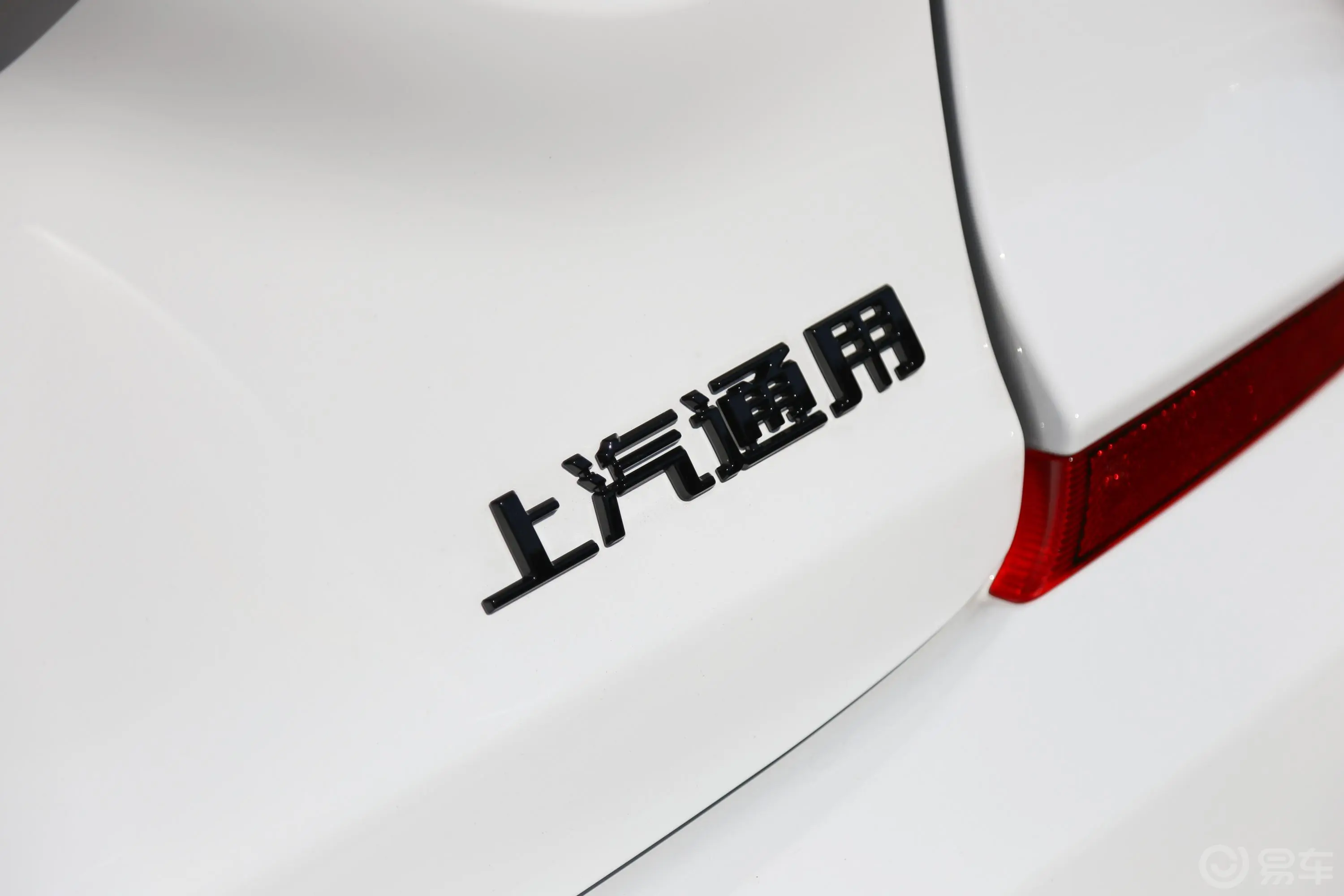 科鲁泽RS 330T 手自一体 痛快版外观