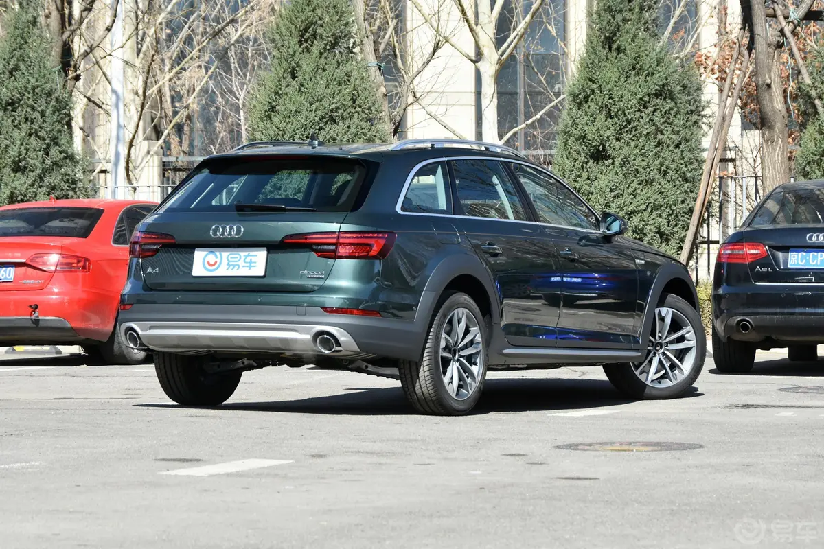 奥迪A4(进口)45TFSI allroad quattro 运动版外观