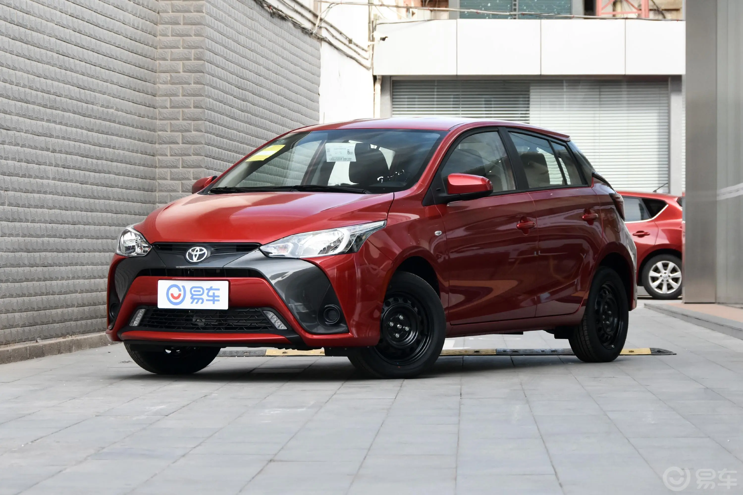 YARiS L 致炫1.5E CVT 劲速升级版 国Ⅵ侧前45度车头向左水平