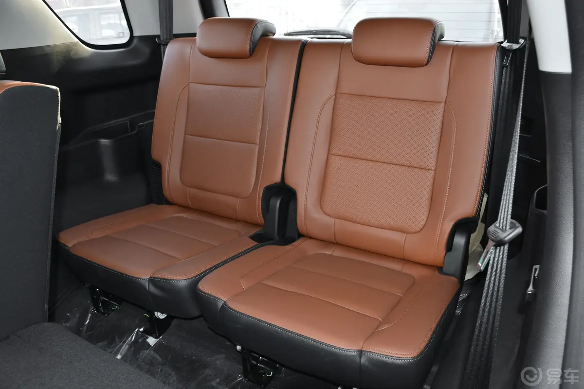 长安欧尚CX70CX70T 1.5T 手动 豪擎版第三排座椅
