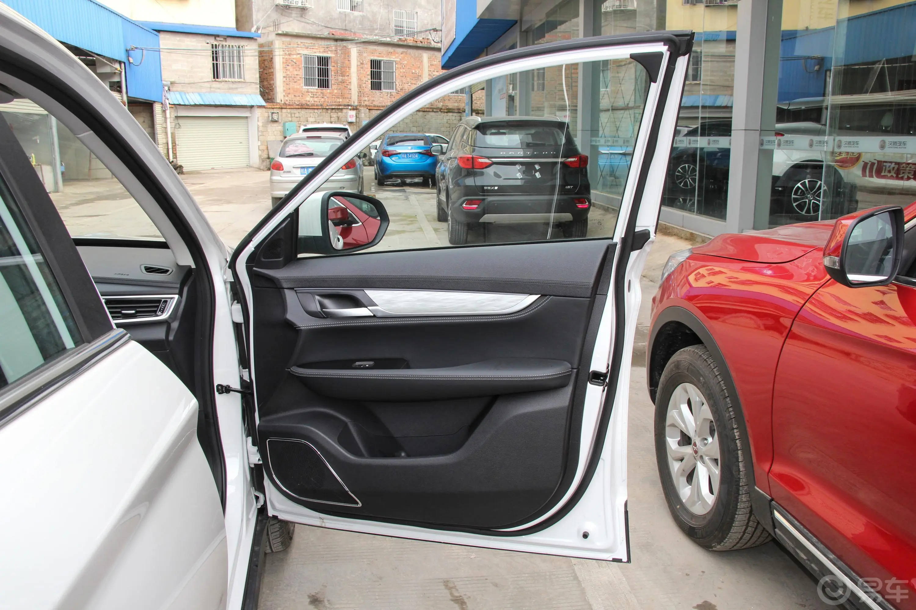 汉腾X51.5L 手动 舒适版 国V副驾驶员车门