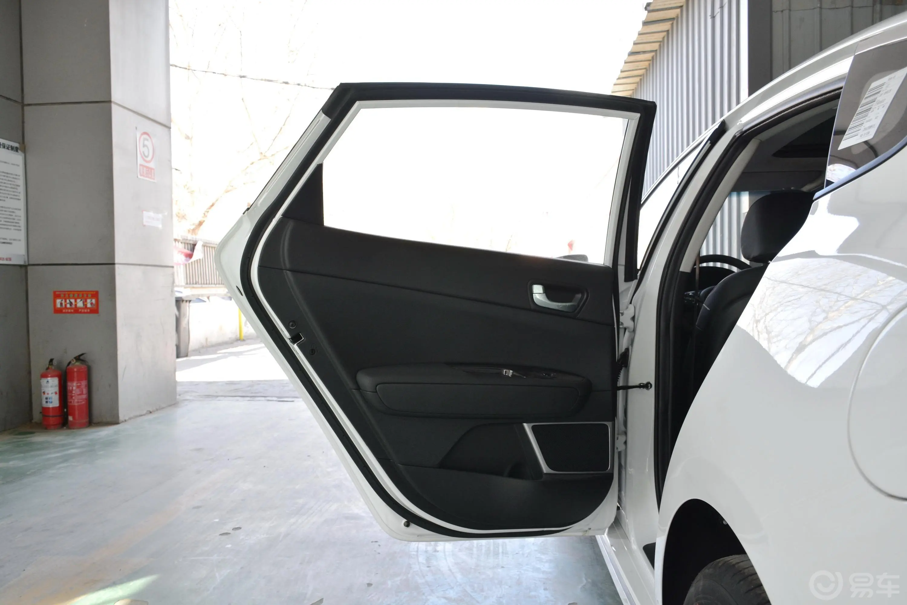 起亚K5Pro 1.6T 双离合 豪华版 国V驾驶员侧后车门