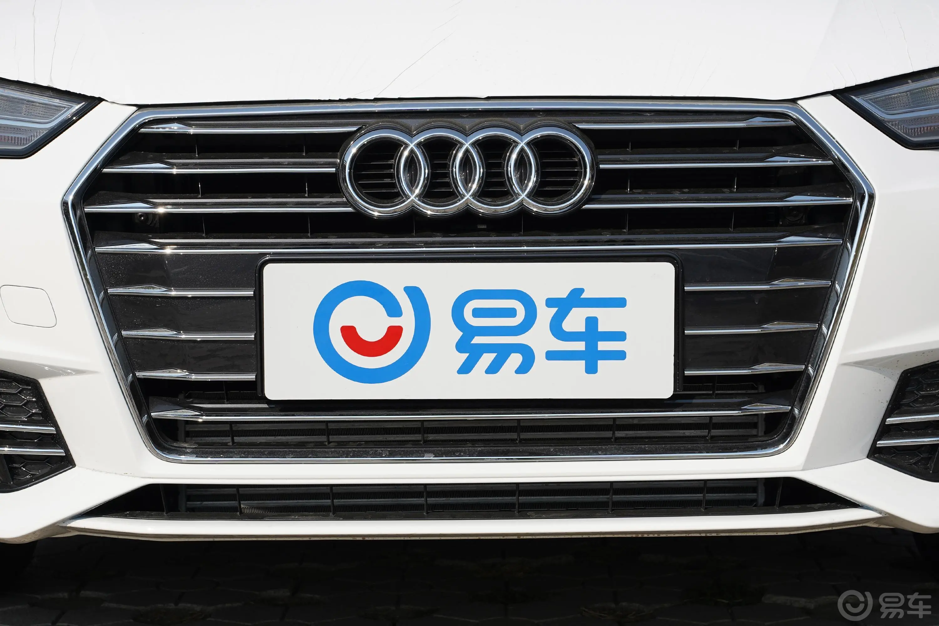 奥迪A4L35 TFSI 进取版 国VI外观