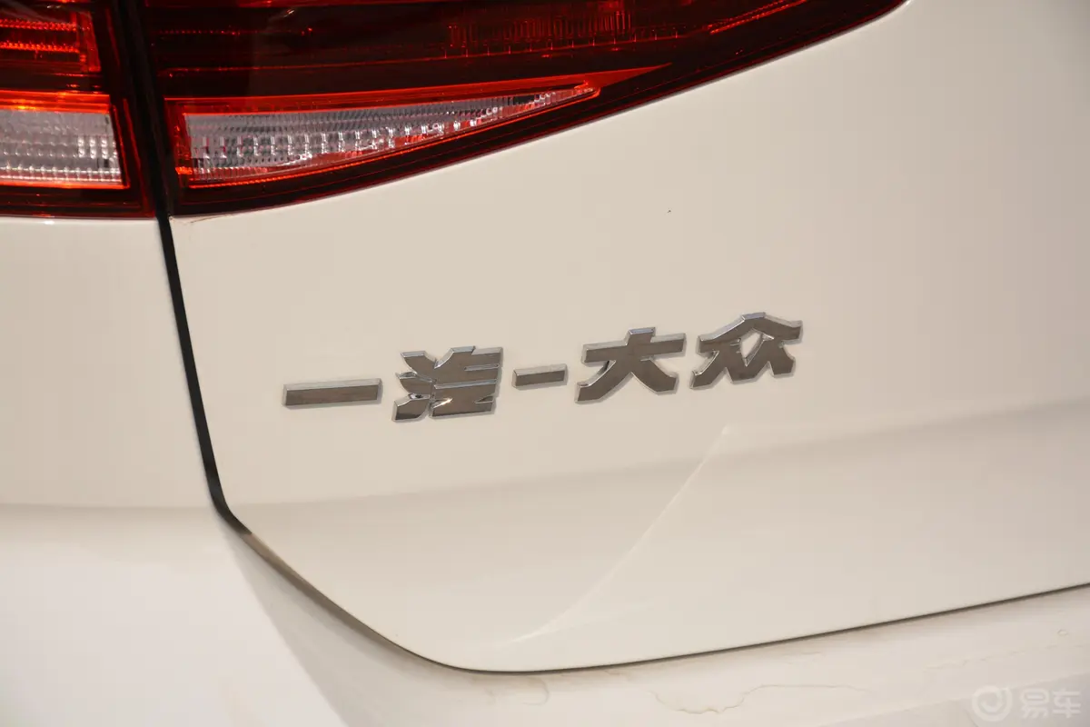 高尔夫200TSI 双离合 舒适型 国V外观