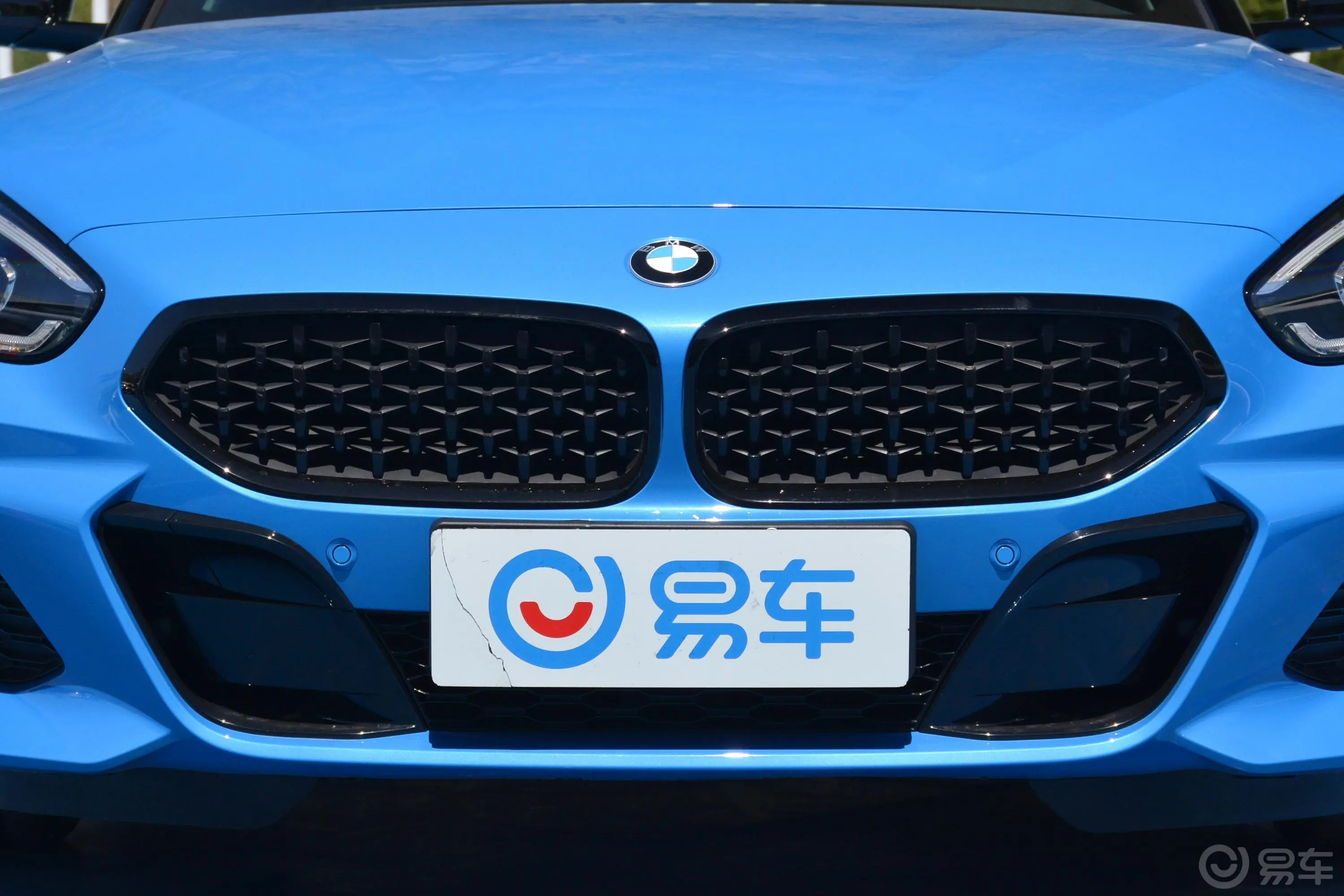 宝马Z4sDrive 25i M运动耀夜套装外观