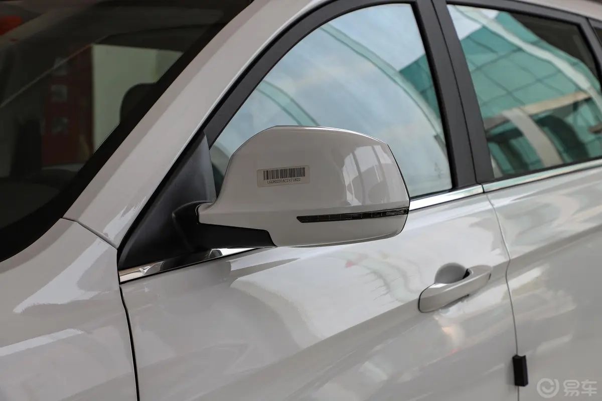 景逸X5乐享系列 1.6L CVT 创享版主驾驶后视镜背面