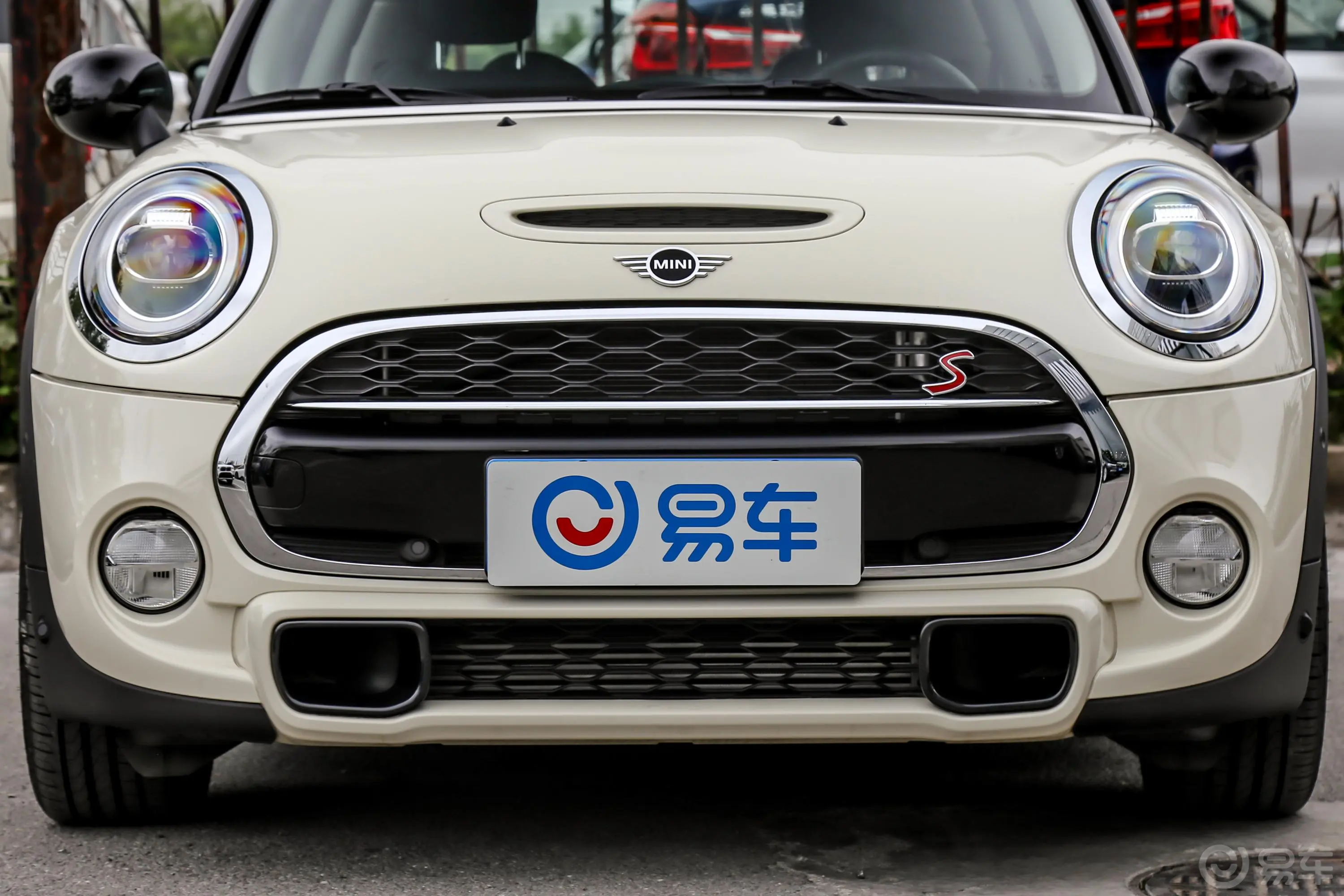 MINI2.0T COOPER S  双离合 经典派 三门版外观