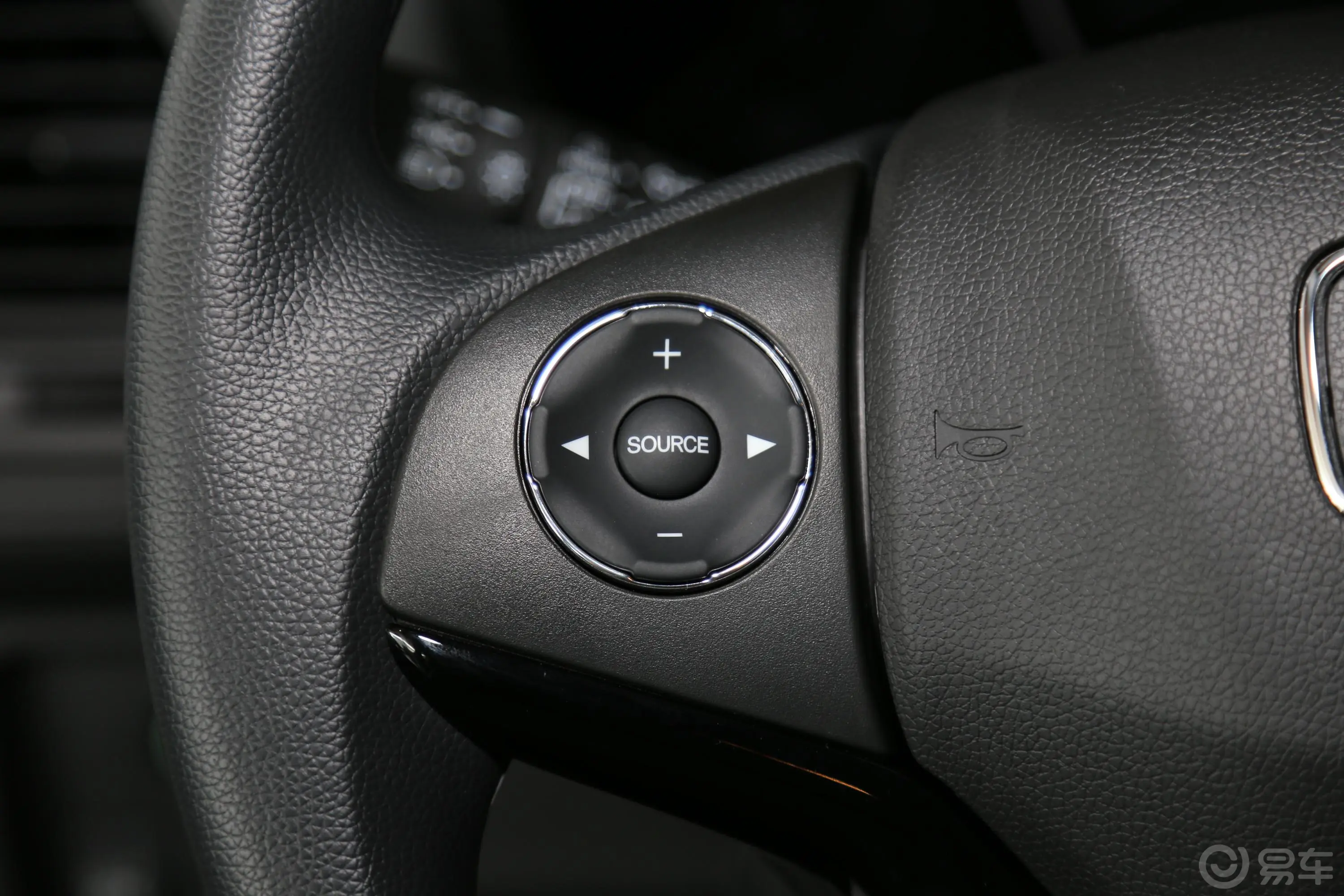 缤智1.5L CVT 两驱 舒适版左侧方向盘功能按键